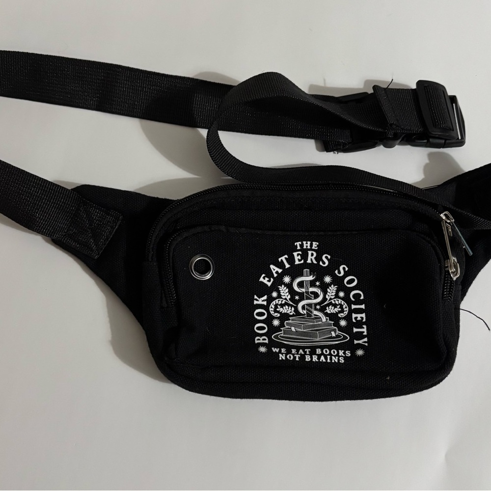 Illumicrate Book Eaters Society Belt Bag